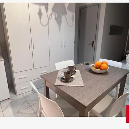 Casa Vacanze La Rocca 2 Leilighet Palermo Eksteriør bilde