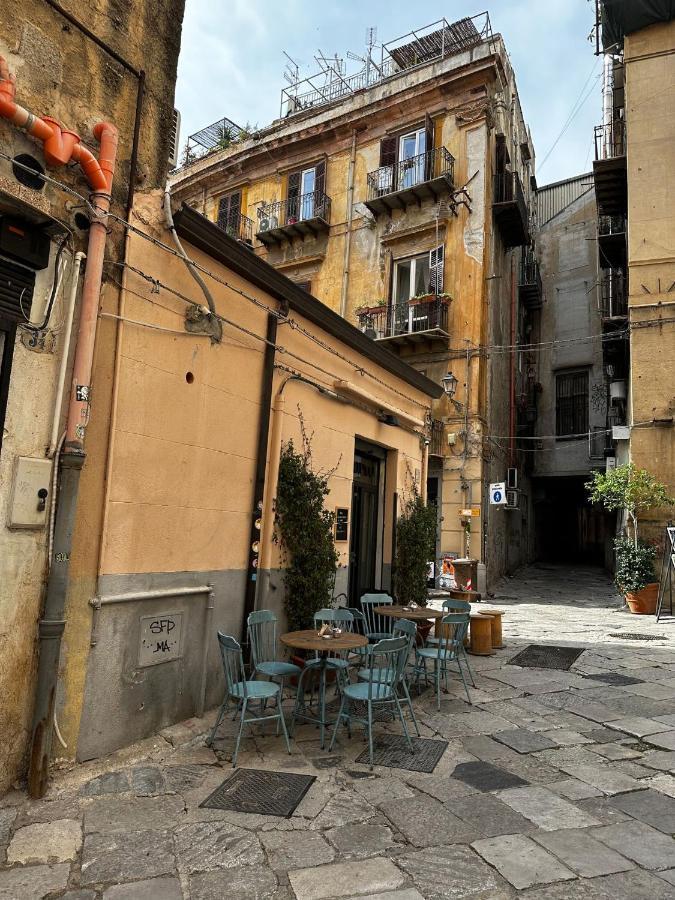 Casa Vacanze La Rocca 2 Leilighet Palermo Eksteriør bilde
